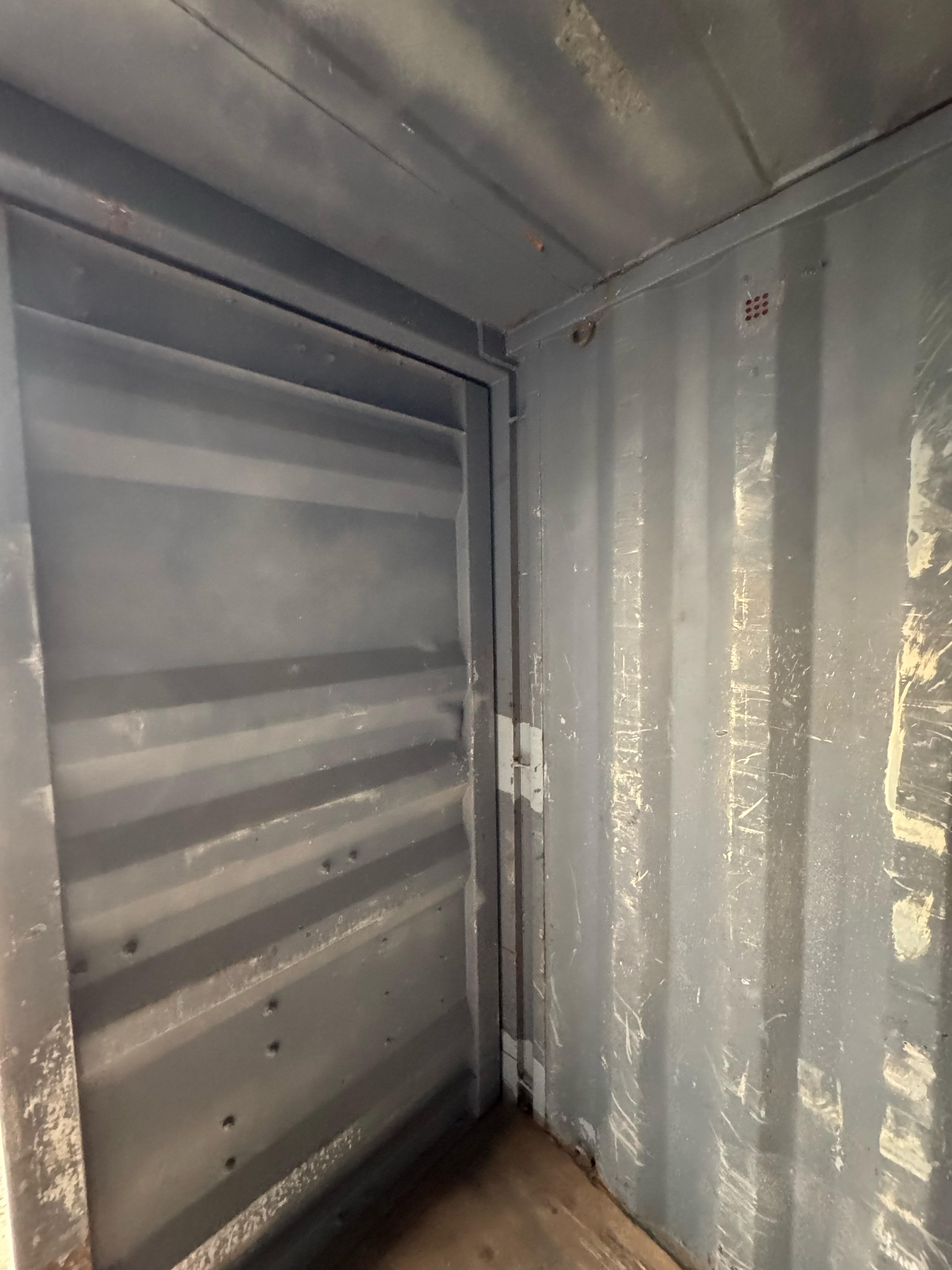 Морской контейнер TGHU0697994